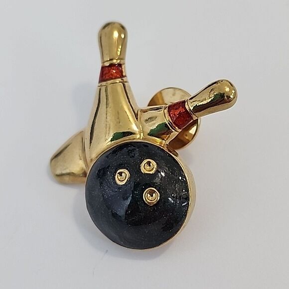 Vintage Avon Gold-Tone Bowling Tac Pin Lapel Black and Red Enamel 1 - 1/4 Inch - Picture 1 of 6